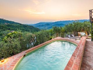 Farmhouse in Tuscany with Panoramic Pool - Monsummano Terme - 8