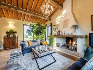 Farmhouse in Tuscany with Pool and Pizza Oven - Orentano - 3