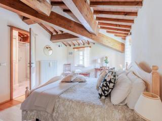 Villa near Lucca with Tuscan Charm - - 3