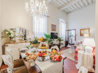 Apartment in Lucca with Private Garden - Lucca - 5