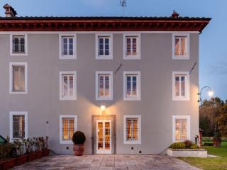 Villa near Lucca with Pizza Oven and Garden - Capannori - 0