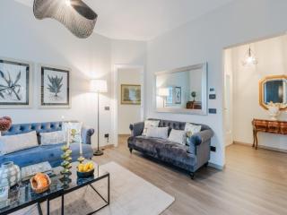 Apartment in Lucca with Terrace Views - 7