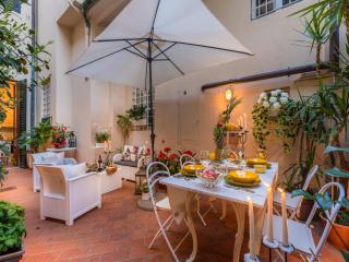 Apartment in Lucca with Private Garden - Lucca - 8