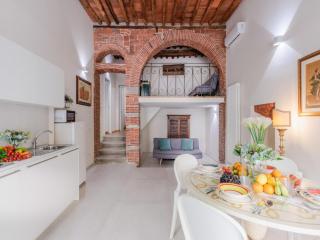 Apartment in Lucca near San Michele Square - Lucca - 9