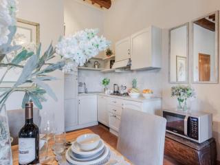 Farmhouse in Lucca with Pool & Vineyards - Cappella - 4