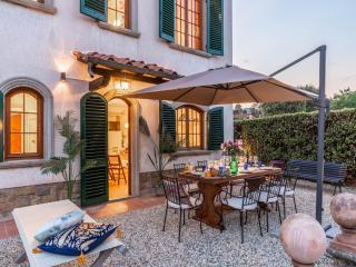 Villa in Lucca with Pool and Countryside Views - Cappella - 4