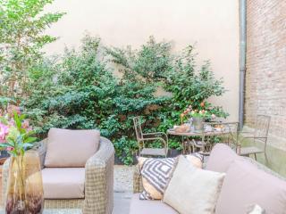 Apartment in Lucca with Private Garden - Lucca - 8