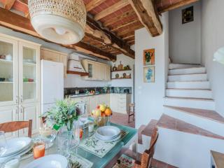 Villa in Tuscany with Stunning Valley Views - San Gennaro - 7
