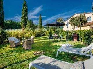 Farmhouse in Lucca with Vineyard Views - Cappella - 9