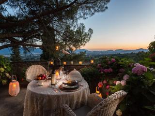 Apartment in Lucca with Stunning Tuscan Views - Capannori - 0