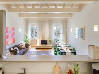 Apartment in Lucca with Cathedral Views - 3