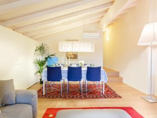 Apartment in Lucca with Terrace Views - 6
