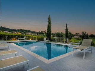 Farmhouse in Tuscany with Vineyard Views - Cappella - 9