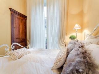 Apartment in Lucca near Cathedral & Guinigi Tower - Lucca - 5