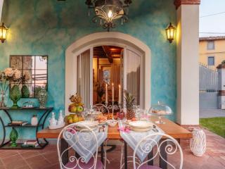 Farmhouse in Tuscany with Pool and Scenic Views - Chiatri - 8