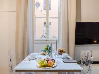 Apartment in Lucca with Private Courtyard - 5