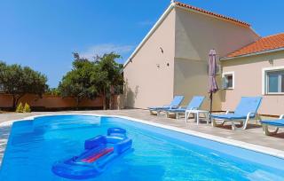 3 Bedroom Gorgeous Home In Nadin - Nadin - 2