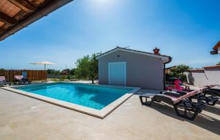 Lovely Home In Galizana With Wifi - Galižana - 3