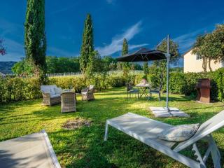 Farmhouse in Lucca with Vineyard Views - Cappella - 4