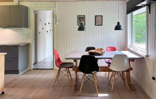 Lovely Home In Bording With Kitchen - 8