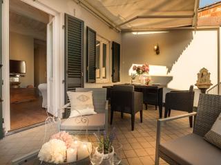 Apartment in Lucca with Private Terrace - Lucca - 8