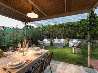 Villa in Tuscany with Panoramic Vineyard Views - Lucca - 9