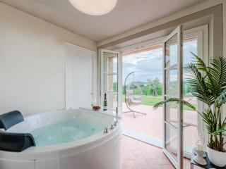 Villa in Lucca with Pool and Scenic Views - Montecarlo - 2