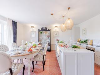 Villa in Lucca with Pool and Scenic Views - Montecarlo - 8