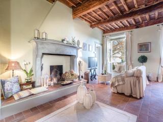 Apartment in Lucca with Stunning Tuscan Views - Capannori - 9