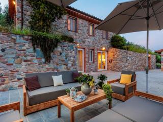 Farmhouse in Lucca with Infinity Pool - San Ginese - 2