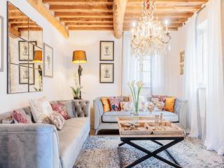 Villa in Tuscany with Private Pool & Hill Views - - 7