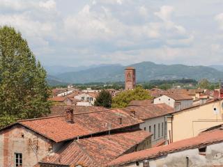 Apartment in Lucca s Medieval Tower - Lucca - 0