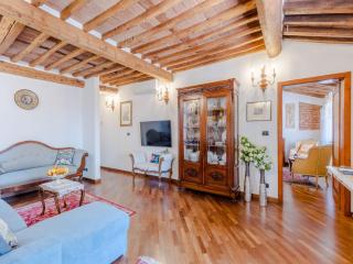 Apartment in Lucca s Medieval Tower - Lucca - 2