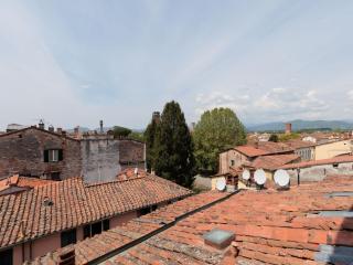 Apartment in Lucca s Medieval Tower - Lucca - 5