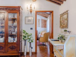 Apartment in Lucca s Medieval Tower - Lucca - 6