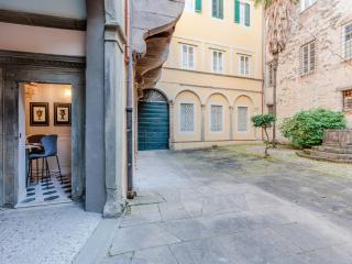 Studio in Lucca near Renaissance Courtyard - 9