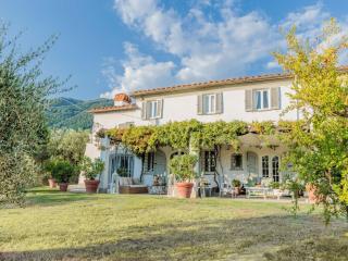 Tuscan Farmhouse with Stunning Views - Capannori - 2