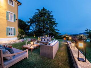 10 Bedrooms Villa in Lucca with pool - 1