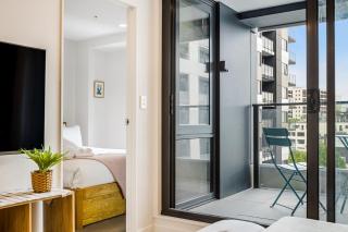 2-Bedroom Apartment Located Opposite UP Education - Auckland - 5