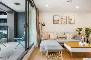 2-Bedroom Apartment Located Opposite UP Education - Auckland - 6