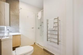 2-Bedroom Apartment Located Opposite UP Education - Auckland - 2