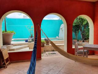 Pool, garden and colonial charm! - Mérida - 6