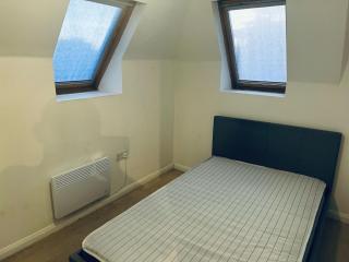 Private Room - - 2