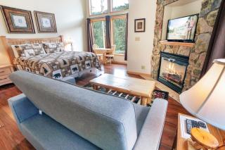 Sunnyside Knoll- 19 apts - 9