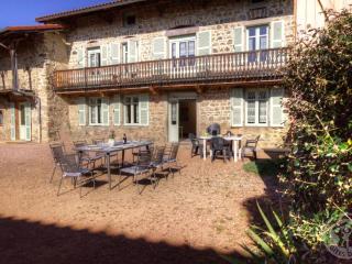 Grande Maison Authentique avec Jardin Privé, Terrasse et VTT - Hébergement pour 15 Personnes - FR-1-496-109 - Luré - 7