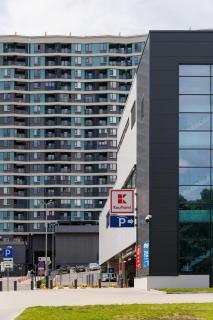 Luxurious Sunrise-View Apartment with Balcony - GrandStay Apartments - Chişinău - 5