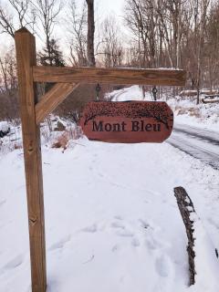 Mont Bleu, A-Frame Cabin with Hot Tub and Scenic Views - 8
