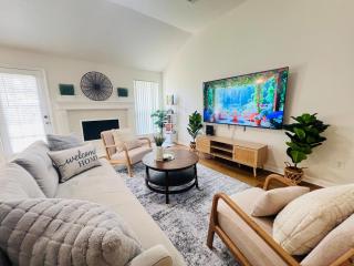 3BR Cozy Hub Katy - Close to Cypress - Katy - 0