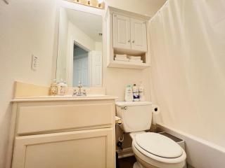 3BR Cozy Hub Katy - Close to Cypress - Katy - 4
