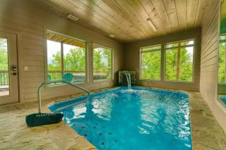 Wanderer by AvantStay Sleeps 34 A Custom Smokies Cabin - Pigeon Forge - 9